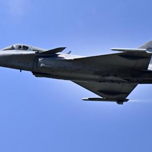 25 adet Rafale sava� u�a�� askeri �sse geliyor