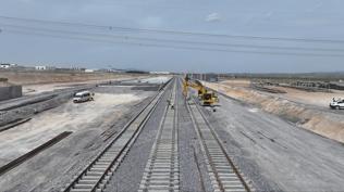 Maliyetleri yar�ya d���recek! Dev demir yolu lojistik merkezi tamamlanmak �zere