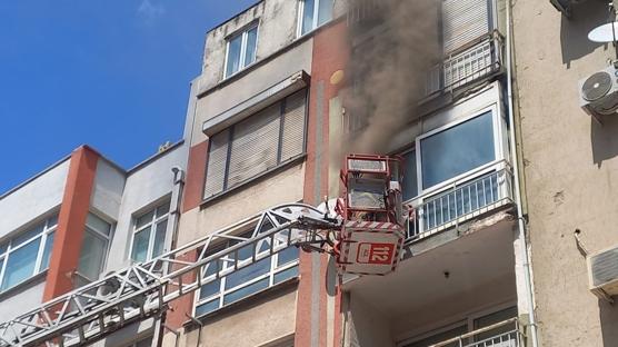 Manisa'da korkutan yang�n... 1 ki�i hayat�n� kaybetti