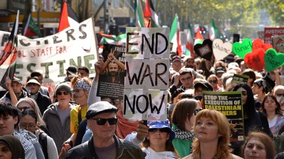 Melbourne'de vicdan ayaklanmas�: �srail'in idam yasas�na Avustrralya'da protesto edildi