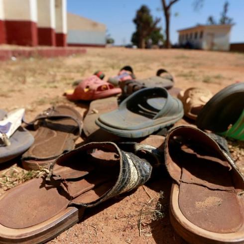 Nijerya'da ka��r�lan 13 ��renciden iyi haber: Ailelerine kavu�tular