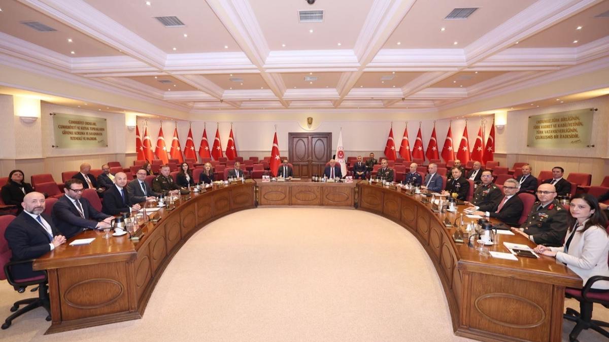 Bakan G�ler, ABD-T�rkiye �� Konseyi heyetini kabul etti