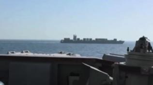 B�lgede sular �s�n�yor! ABD ordusu �ran gemisini b�yle vurdu