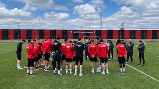 �orum FK, Sakaryaspor mesaisine ba�lad�