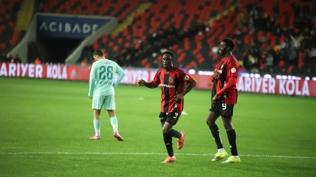 Gaziantep FK, Kayserispor'u 3 golle ge�ti