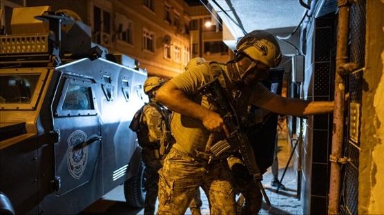 ��rnak'ta 'JASAT' Pen�esi: Firari �ah�slara da�lar dar edildi