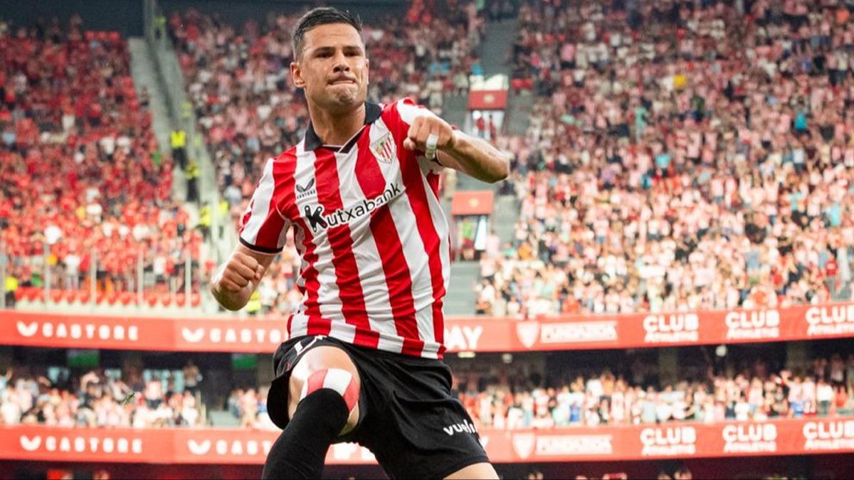 Athletic Bilbao, derbide 3 puan� tek golle ald�