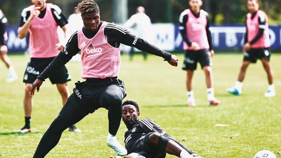 Be�ikta�, kupa mesaisinde