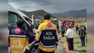 Otob�s devrildi, can kayb� ve yaral�lar var