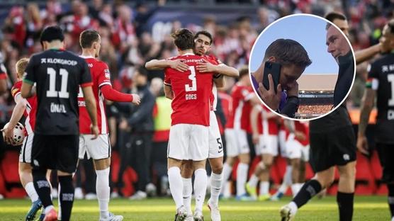 Hakem ma� ortas�nda telefona sar�ld�! Kupa finalinde �a��rtan an