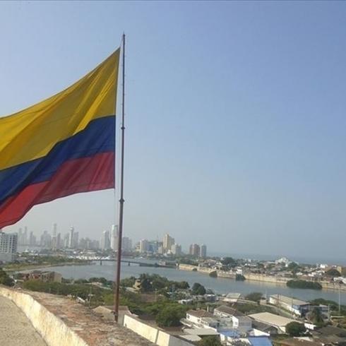 Kolombiya'da �HA sald�r�s�: 3 asker �ld�