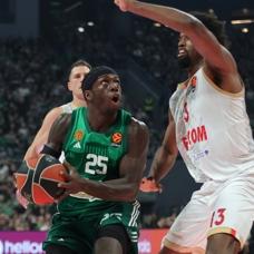 Panathinaikos, Monaco'yu devirerek play-off turuna kald�