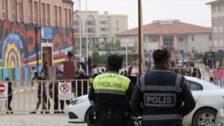 2 bakanl�k sahada! Okullarda g�venlik en �st seviyeye ��kar�l�yor