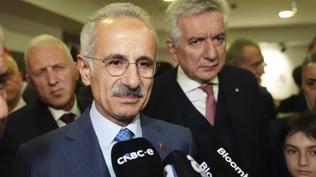 Bakan Uralo�lu: �u anda T�rkiye'de net olarak bir jet yak�t� problemi yoktur