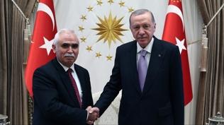 Cumhurba�kan� Erdo�an, AYM Ba�kan� �zkaya ile g�r��t�