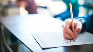 Elektronik �ngilizce Yeterlik S�nav� giri� belgeleri eri�ime a��ld�