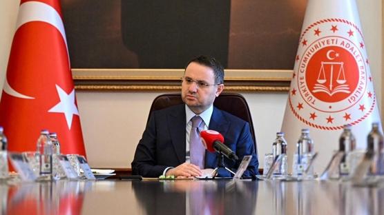 G�listan Doku soru�turmas�... Bakan G�rlek: �dari s�re�ler etkin �ekilde y�r�t�lmektedir