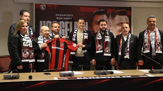 �mzalar at�ld�! Gaziantep FK'de Mirel Radoi d�nemi ba�lad�