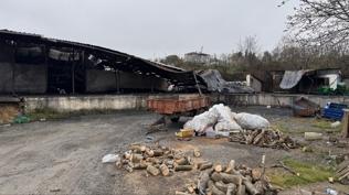 Samsun'da depoda ��kan yang�n s�nd�r�ld�