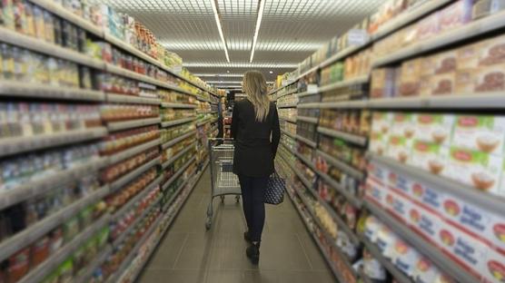 T�ketici g�ven endeksi nisanda artt�