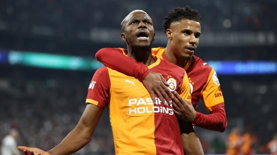 Victor Osimhen'de dev derbi