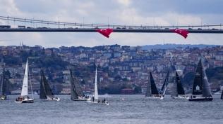 Bo�az'da 23 Nisan co�kusu! Cumhurba�kanl��� 7. Uluslararas� Yat Yar��lar� ba�lad�