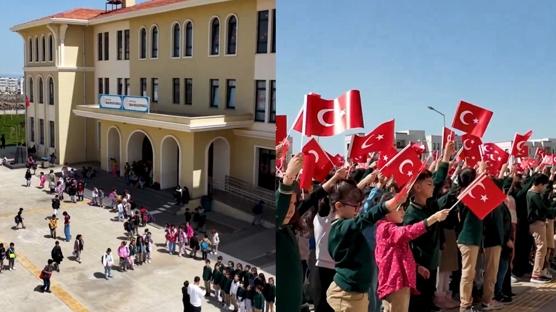 Depremin yaralar� sar�l�yor: Emlak Kat�l�m �lkokulu'nda 23 Nisan co�kusu