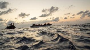 Libya a��klar�nda faciaya ramak kala: Y�zlerce g��men kurtar�ld�