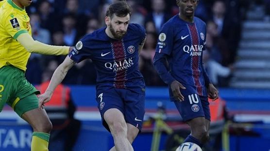 Lider Paris Saint-Germain, Nantes'� 3 golle ma�lup etti