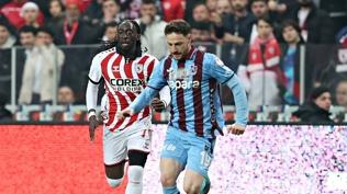 Trabzonspor kupada yar� finalde!