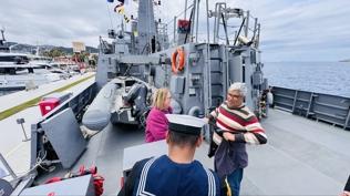 Mu�la'da 23 Nisan co�kusu: Gemiler halk�n ziyaretine a��ld�