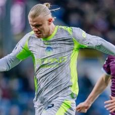 Premier Lig'de Manchester City liderli�e y�kseldi