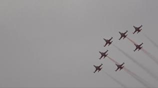 T�rk Y�ld�zlar�'ndan nefes kesen g�steri: �zleyenleri hayran b�rakt�