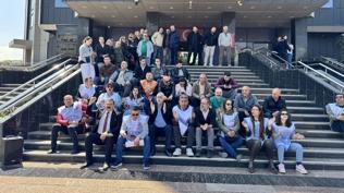 4 CHP'li belediyede i� b�rakma eylemi: Ba�kan imzalad��� s�zle�meyi yerine getirsin