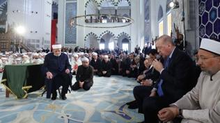 Cumhurba�kan� Erdo�an'dan Kur'an tilaveti
