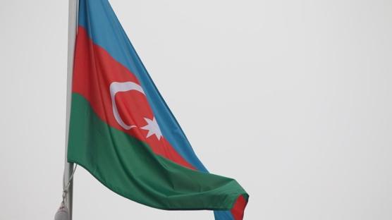 Erivan'da bayra��m�za sayg�s�zl�k! Karde� �lkeden tepki geldi