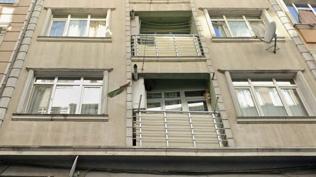 Fatih'te korkun� olay: 4 ya��ndaki �ocuk a��r yaraland�