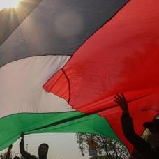 Filistinliler yerel se�im i�in sand�k ba��na gidiyor