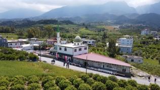 Hatay'da depremin yaralar� sar�l�yor: Mara�lar Camisi ibadete a��ld�