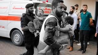 Katil �srail bar�nma merkezinde �ocuk av�na ��kt�! S���nd��� yerde ba��ndan vurdular