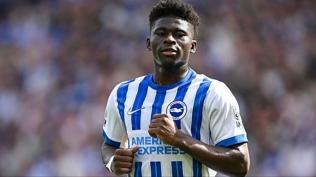 Manchester United, Brighton'�n y�ld�z oyuncusunun pe�ine d��t�