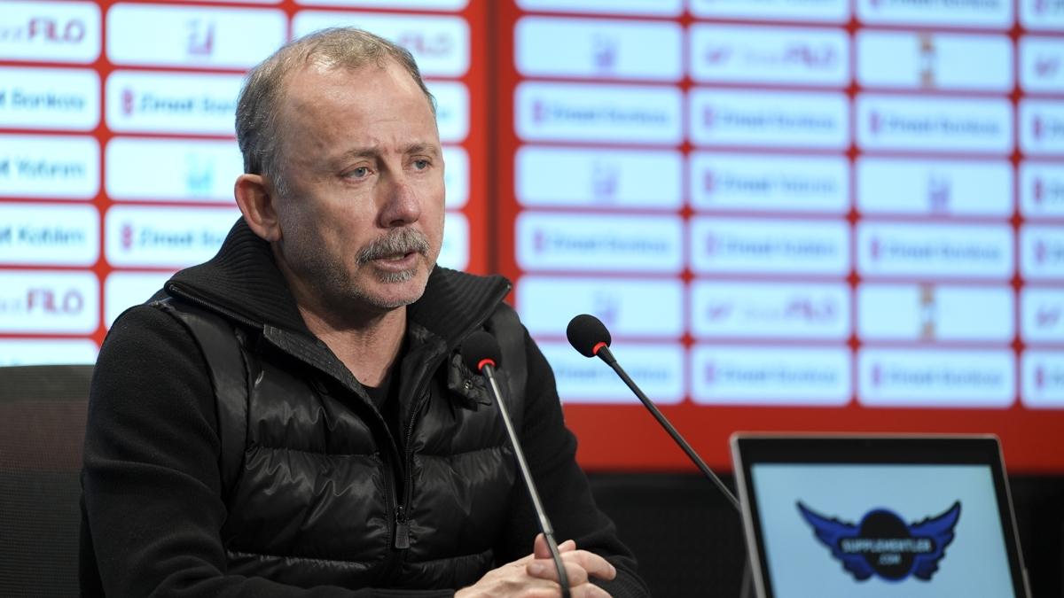 Sergen Yal��n: Tek d���ncemiz kupay� kazanmak