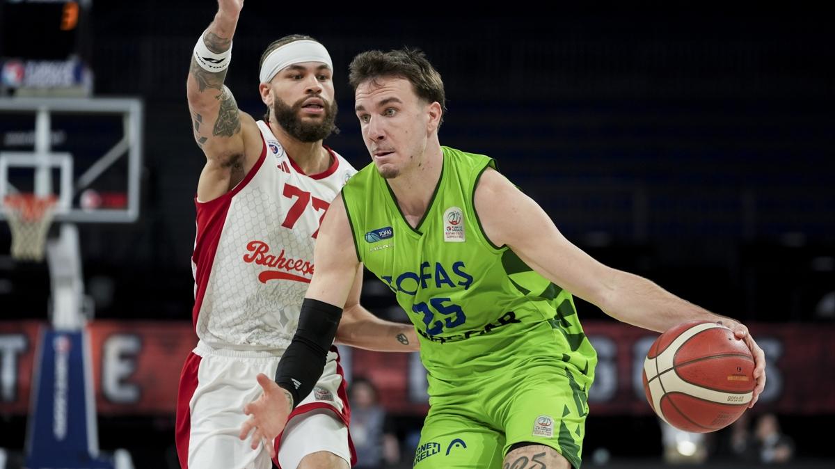 Bah�e�ehir Koleji, TOFA�'a kar�� galip geldi