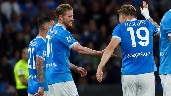 Napoli, 3 puan� 4 golle ald�