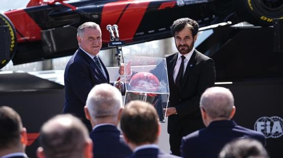 Osman A�k�n Bak'tan Formula 1 s�zleri!