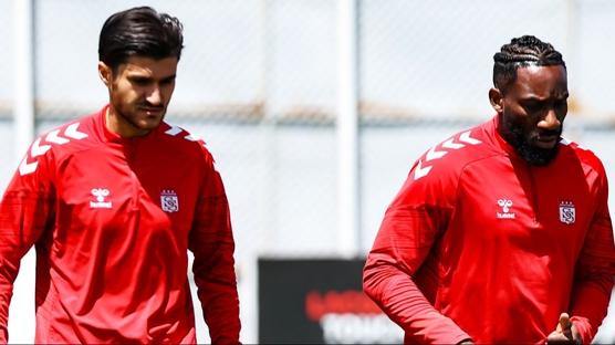 Sivasspor, I�d�r FK ma��na haz�r