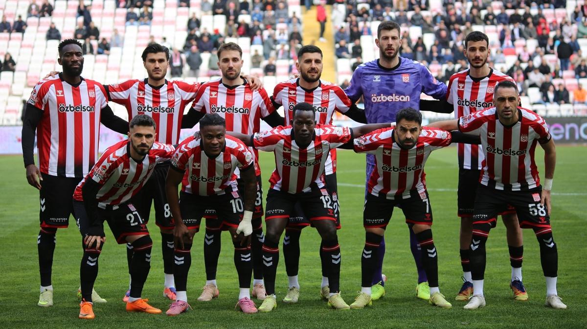 Sivasspor'un konu�u I�d�r FK
