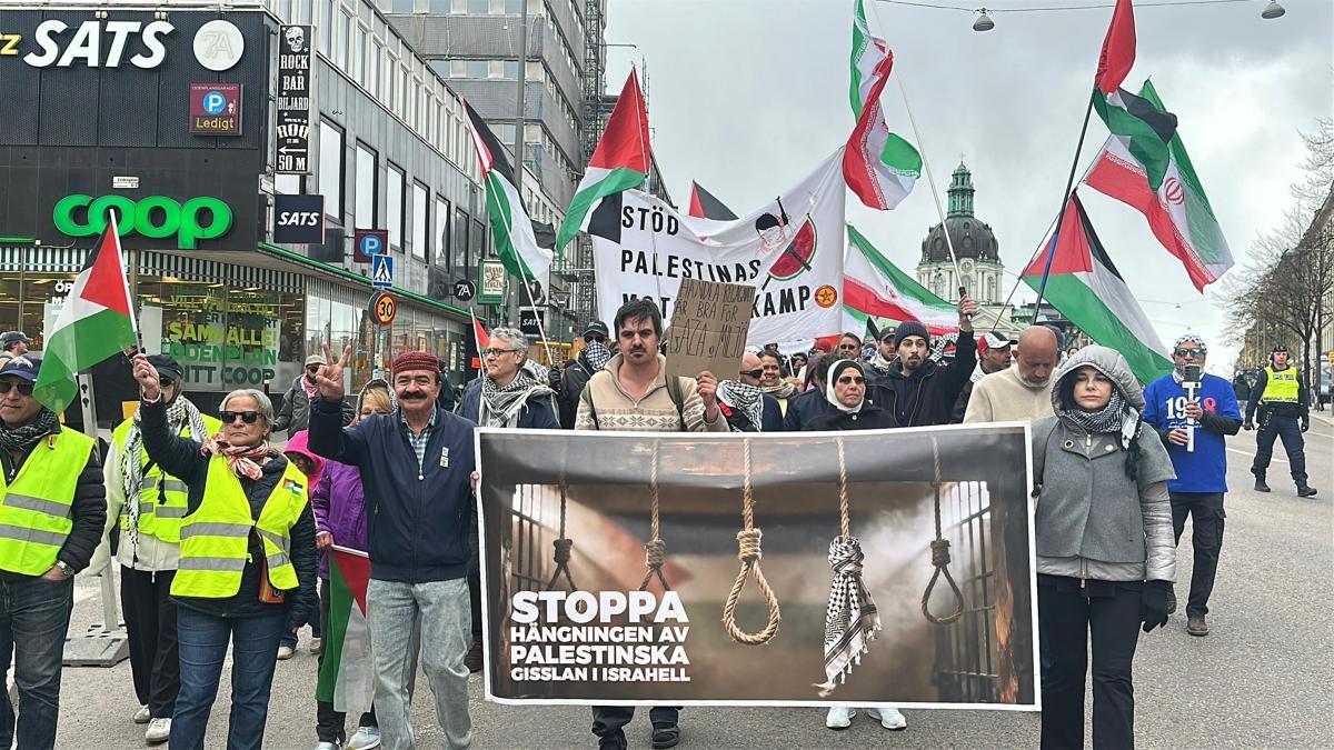 Stockholm'de y�zlerce ki�i sokaklara d�k�ld�: Soyk�r�mc� �srail'in ihlallerine sert tepki