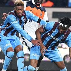 Trabzonspor'un 2 y�ld�z�na talip ��kt�