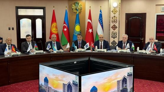 T�rk d�nyas� finans g�c�n� birle�tiriyor